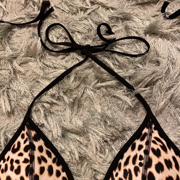 Victoria’s Secret Animal Print Bikini Top - Picture 5 of 7